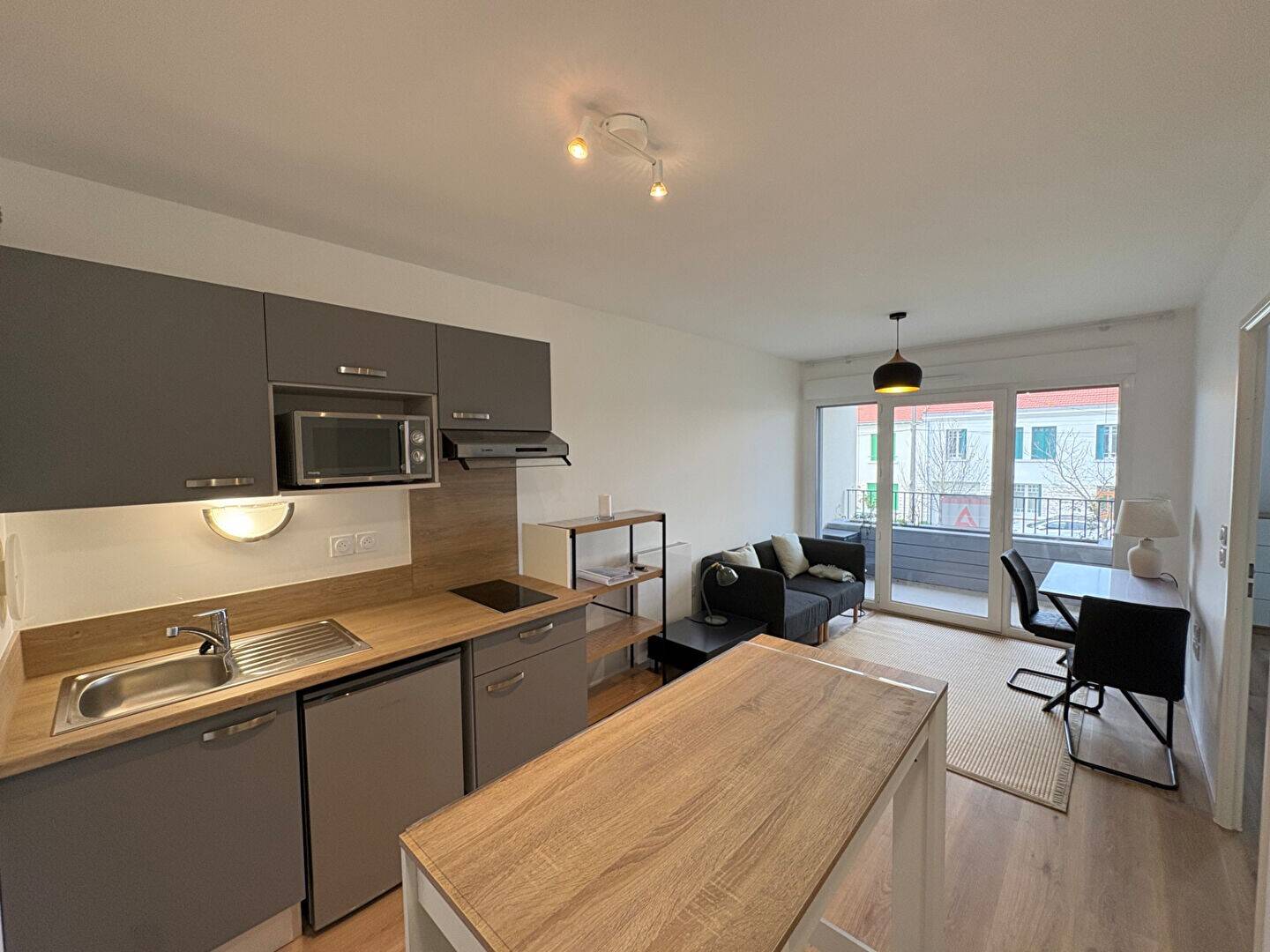 Maison à louer, 37m², LA ROCHELLE