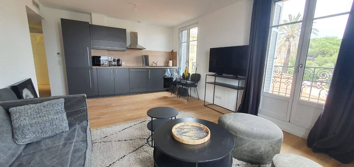 Maison à louer, 56m², CANNES