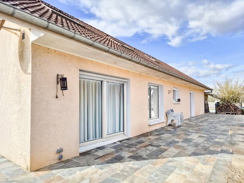 Maison à vendre, 158m², PEYRIEU