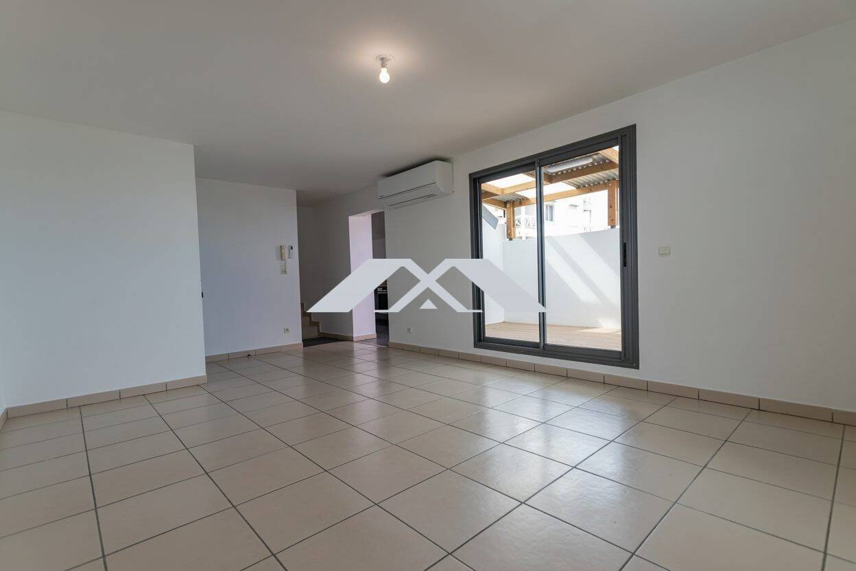 Maison à louer, 69m², SAINT PIERRE
