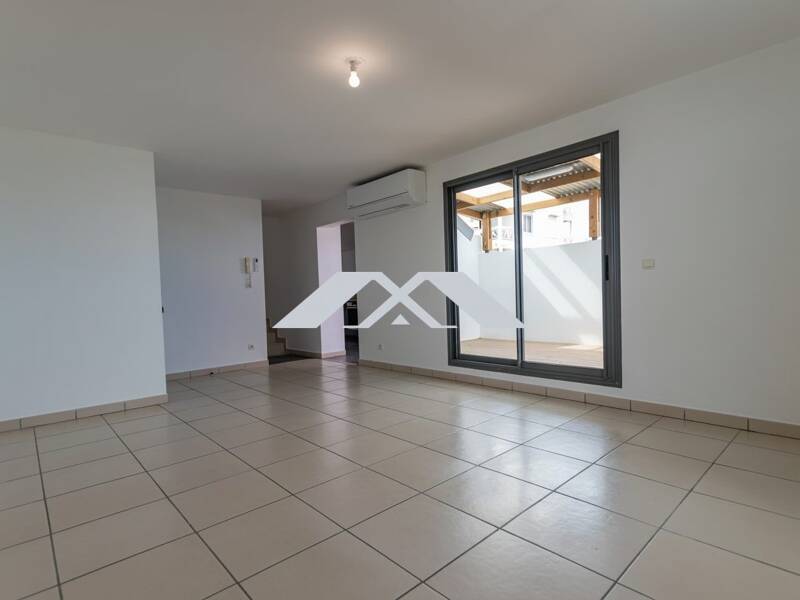 Maison à louer, 69m², SAINT PIERRE