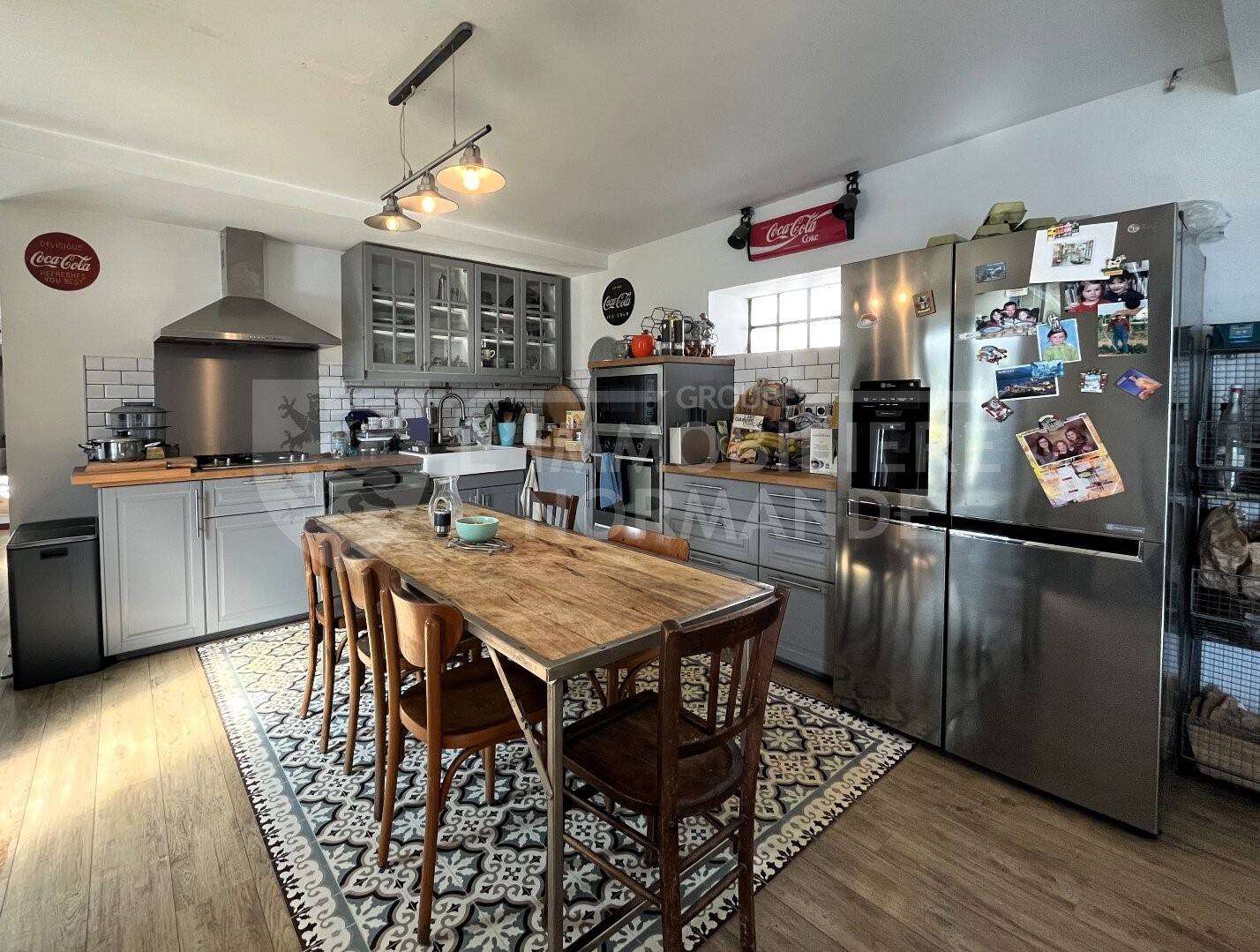 Maison à vendre, 151m², LA VILLENEUVE EN CHEVRIE