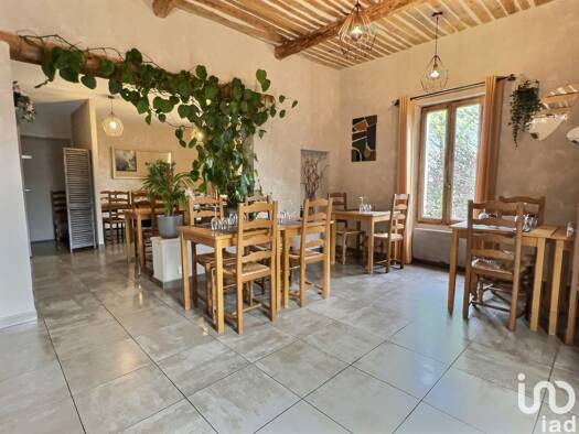 Local commercial à vendre 130 000 € 82 m² de surface de vente Gréoux-les-Bains 04800