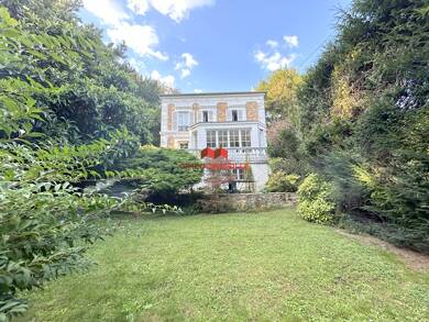 Maison à vendre 1 280 000 € 9 pièces 6 chambres 150 m² 583 m² de terrain Les Hauts de Bougival Bougival 78380