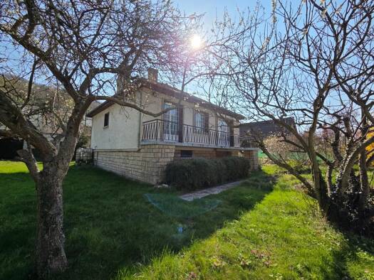 Maison à louer 1 250 € 4 pièces 3 chambres 76,4 m² 950 m² de terrain Vernonnet Vernon 27200