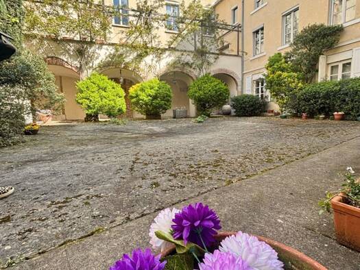 Appartement à vendre 250 000 € 3 pièces 2 chambres 107,5 m² Étage 2/3 Vienne 38200