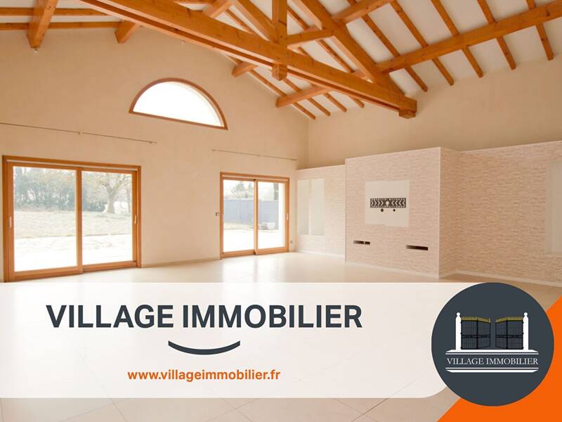 Maison à vendre, 343m², SAINT PIERRE DE CHANDIEU