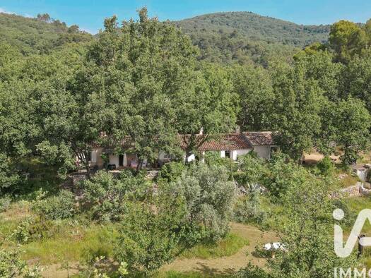 Maison à vendre 629 000 € 6 pièces 4 chambres 180 m² 19 192 m² de terrain Fayence 83440