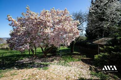 Duplex à vendre 325 000 € 5 pièces 3 chambres 128 m² Étage -1/3 Village-Haut de Penoy-Les Cheminots Vandoeuvre les Nancy 54500