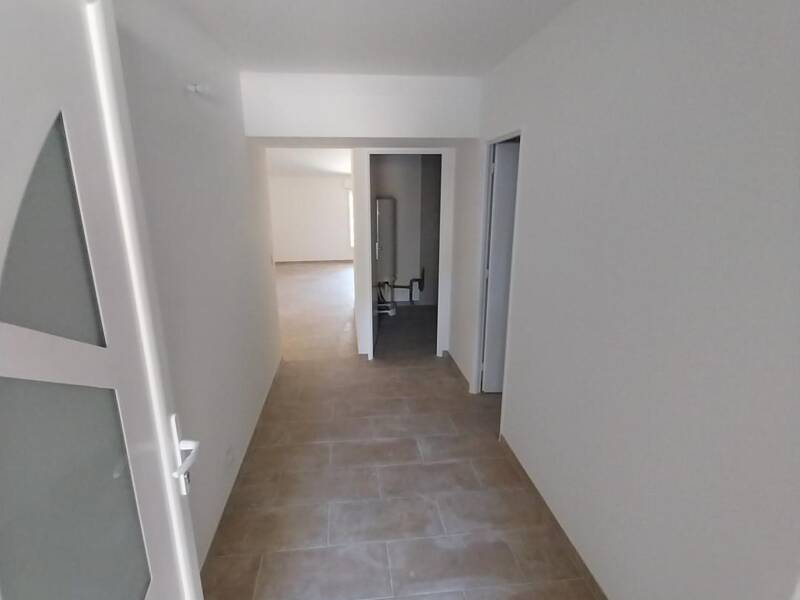 Maison à louer, 56m², GRANS