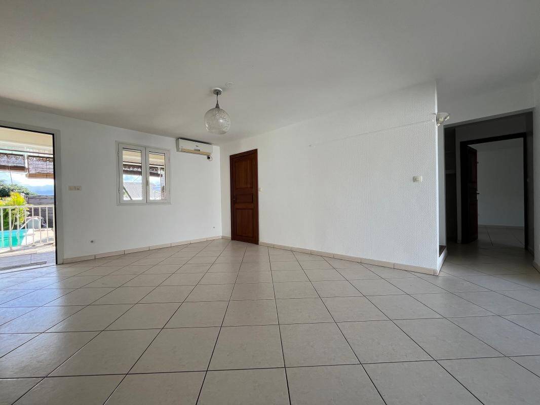 Maison à vendre, 118m², SAINT PIERRE