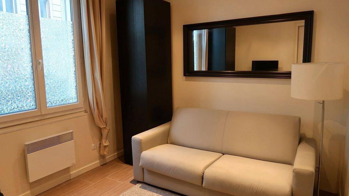 Maison à louer, 16m², LEVALLOIS PERRET
