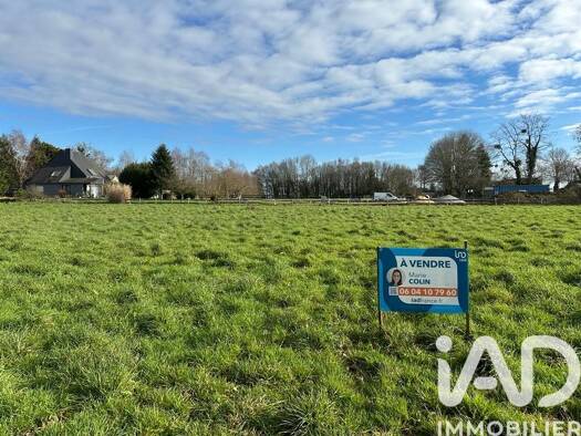 Terrain constructible à vendre 54 500 € 885 m² de terrain Taupont 56800