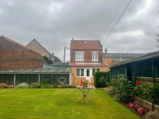 Maison à vendre 244 000 € 5 pièces 2 chambres 85 m² 627 m² de terrain Borre 59190