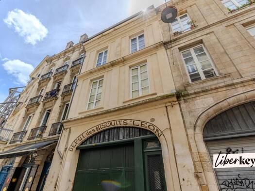 Immeuble à vendre 1 250 000 € 230 m² Centre ville Bordeaux 33000