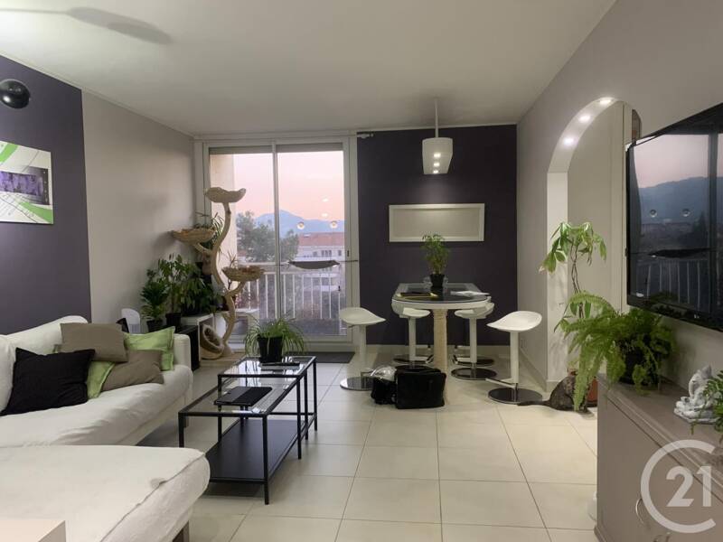 Maison à louer, 79m², MARSEILLE 12E