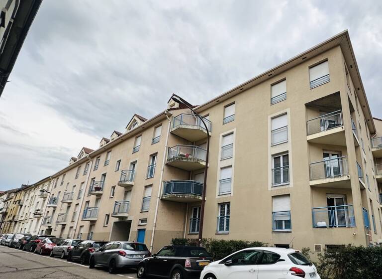Appartement à vendre 109 000 € 2 pièces 1<br/>chambre 46 m²<br/>superficie 1/5<br/>étage Metz 57070