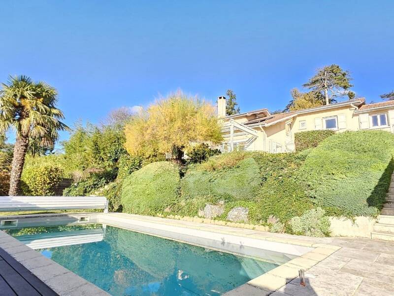 Maison à vendre, 196m², SAINT PRIEST EN JAREZ