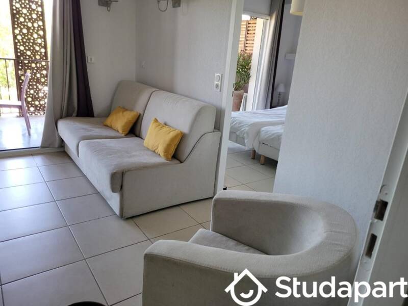 Maison à louer, 48m², REMOULINS