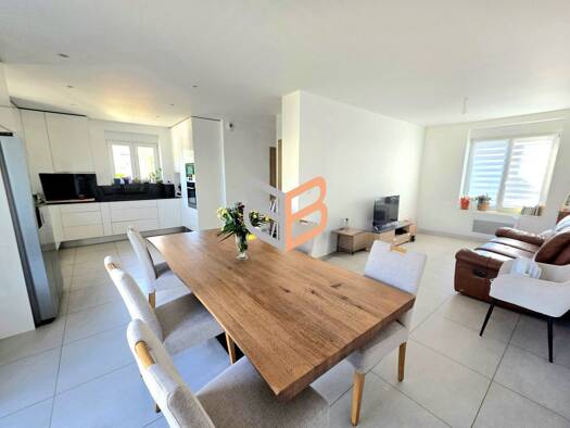 Maison à vendre 286 000 € 5 pièces 4 chambres 108 m² 899 m² de terrain Mercy-le-Bas 54960