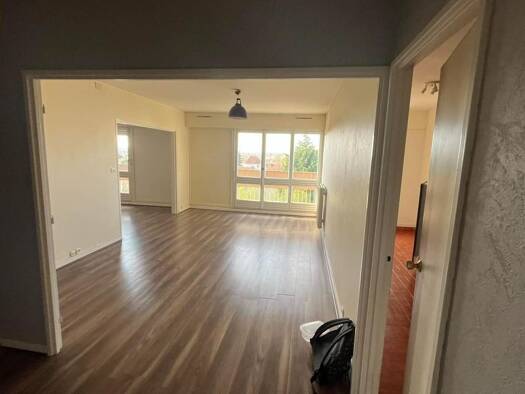 Appartement à vendre 127 200 € 4 pièces 3 chambres 78 m² Étage 3/3 Ma Campagne-Petit Fresquet Angoulême 16000