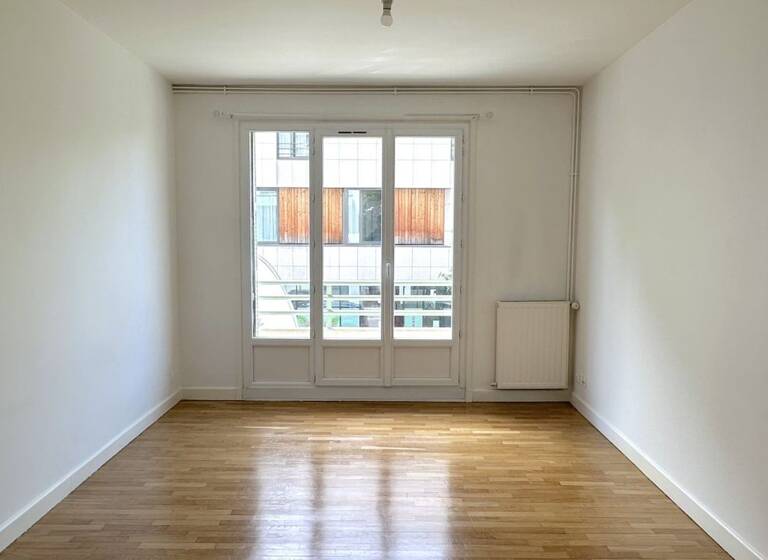 Appartement à vendre 188 000 € 3 pièces 2<br/>chambres 62,8 m²<br/>superficie 1/4<br/>étage Championnet-Caserne de Bonne Grenoble 38000