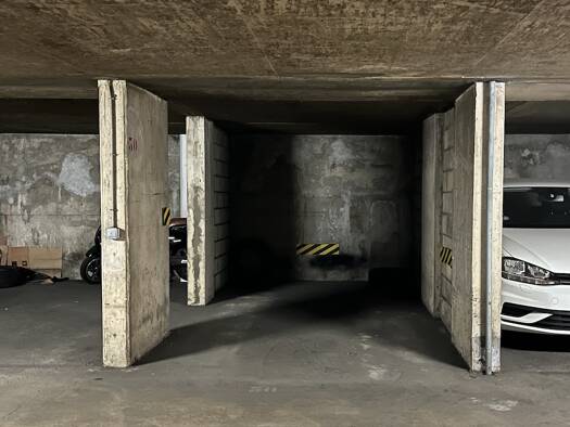 Parking à louer 160 € 11,8 m² Saint Placide Paris 6ème arrondissement 75006