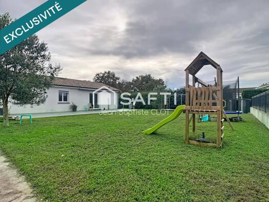 Maison de plain-pied à vendre 299 900 € 4 pièces 3 chambres 98 m² 1 054 m² de terrain Cérons 33720