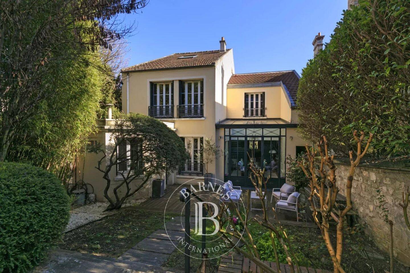 Maison à vendre, 237m², SURESNES
