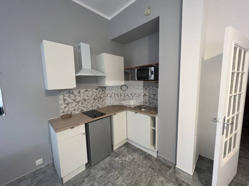 Maison à louer, 26m², NICE