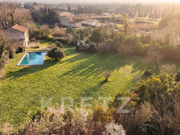 Maison à vendre 795 000 € 5 pièces 4 chambres 232 m² 5 600 m² de terrain Ouest Châteaurenard 13160