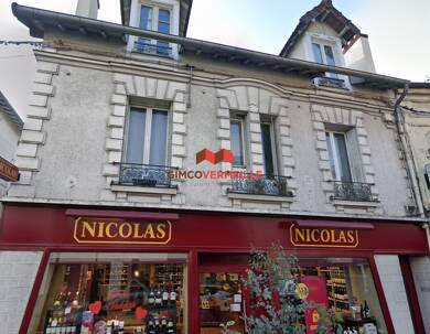 Appartement à louer 780 € 2 pièces 1 chambre 24 m² Dernier étage, Étage 2/2 Centre Ville Conflans Sainte Honorine 78700