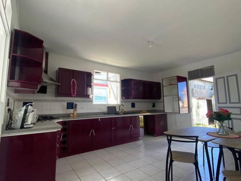 Maison à louer, 146m², SAINTE ROSE