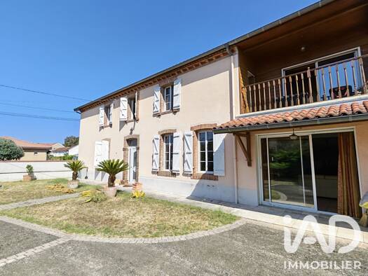 Maison de ville à vendre 245 000 € 6 pièces 5 chambres 210,08 m² 903 m² de terrain Vic-en-Bigorre 65500