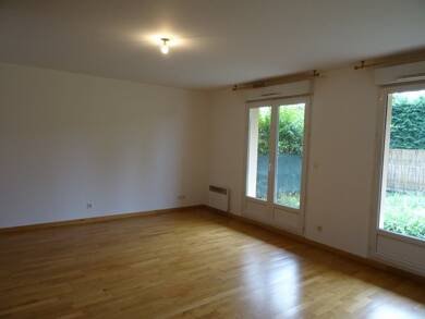 Appartement à louer 759 € 3 pièces 2 chambres 62 m² RDC/3 St Jean le Blanc 45650