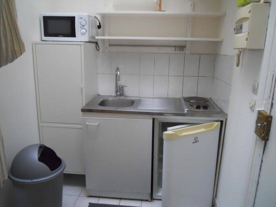 Maison à louer, 19m², LEVALLOIS PERRET