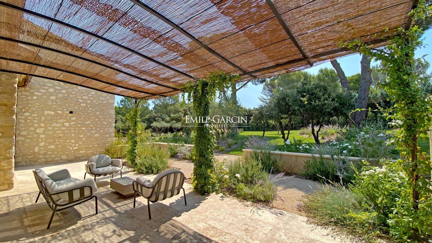 Maison à vendre, 238m², EYGALIERES