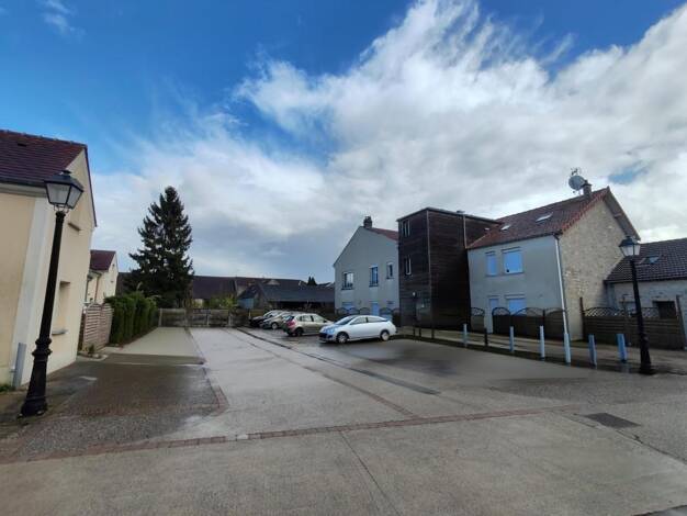 Appartement à vendre 199 000 € 3 pièces 2 chambres 55 m² Étage 2/2 Puiseux-Pontoise 95650