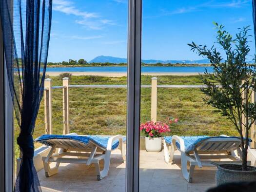 Villa à vendre 798 000 € 7 pièces 4 chambres 164 m² 757 m² de terrain Le Port la Capte Hyères 83400