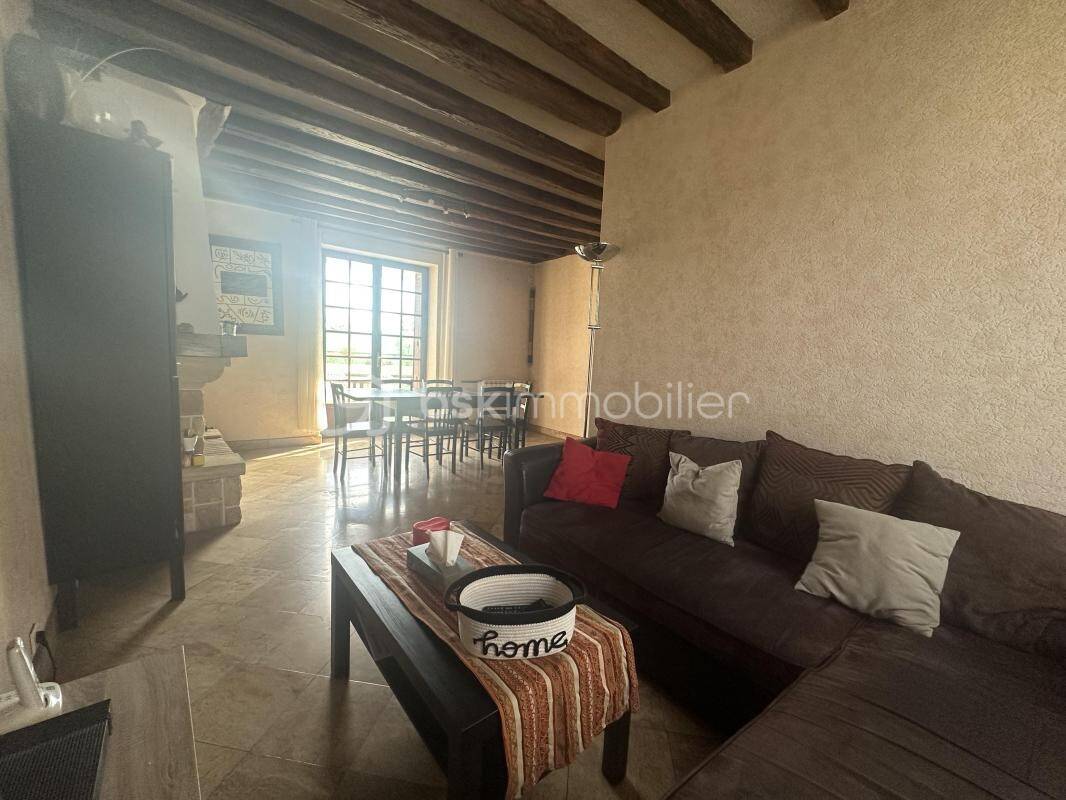 Maison à vendre, 186m², OZOUER LE VOULGIS