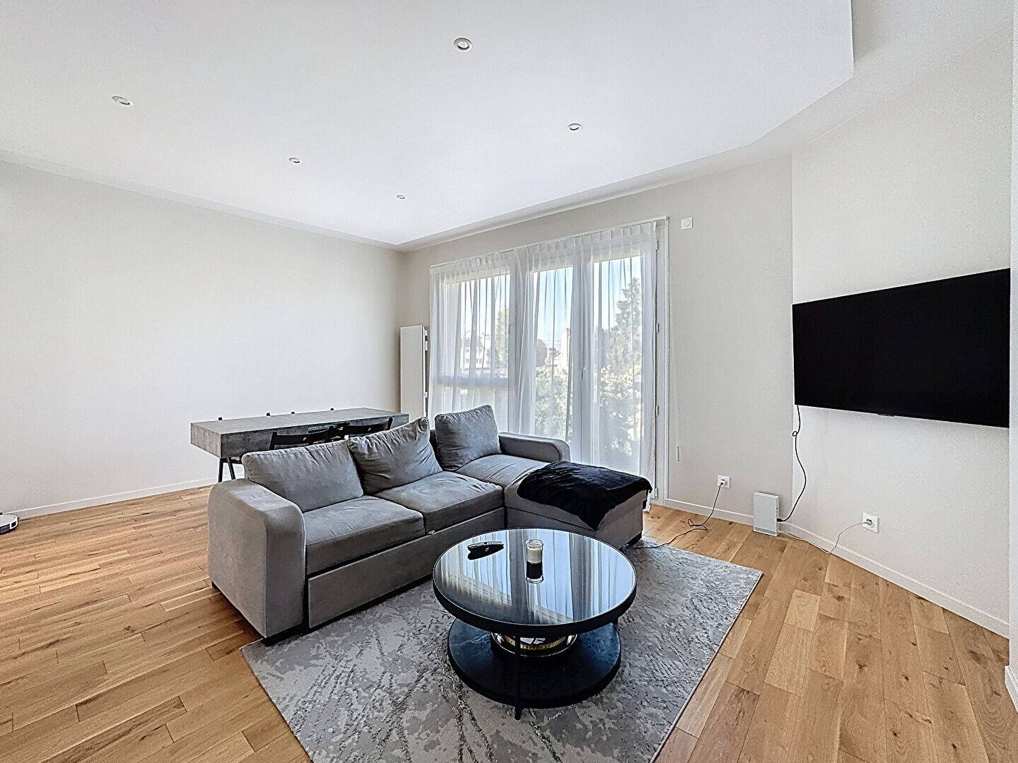 Maison à louer, 81m², SAINT MAUR DES FOSSES