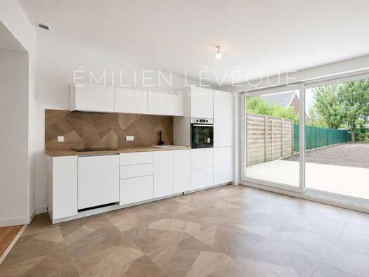 Maison à vendre 325 000 € 6 pièces 4 chambres 126 m² 232 m² de terrain Kuhlmann Loos 59120