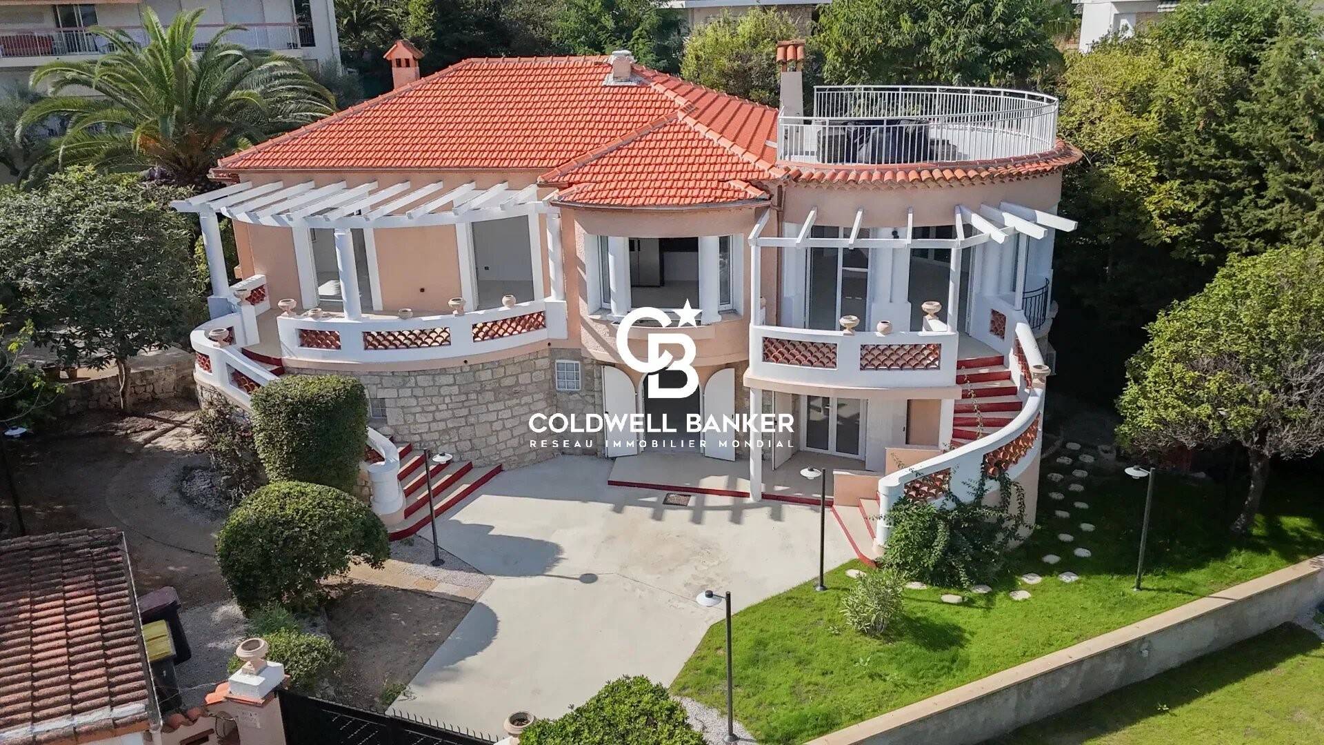 Maison à vendre, 260m², ANTIBES