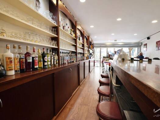 Boutique à vendre Fonds de commerce 129 900 € 1 pièce 215 m² de surface de vente Centre Ville Pont-Saint-Esprit 30130