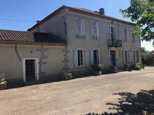 Maison en viager occupé Bouquet 149 000 € 16 pièces 12 chambres 517 m² 30 000 m² de terrain Belmont 32190