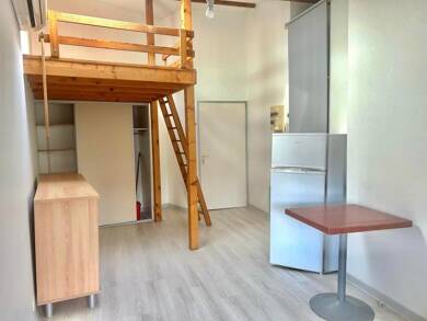 Appartement à louer 316 € 1 pièce 23,9 m² Centre Ville Périgueux 24000