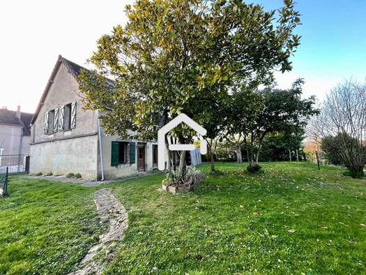 Maison à vendre 95 000 € 5 pièces 4 chambres 145 m² 1 388 m² de terrain Ligny-le-Châtel 89144