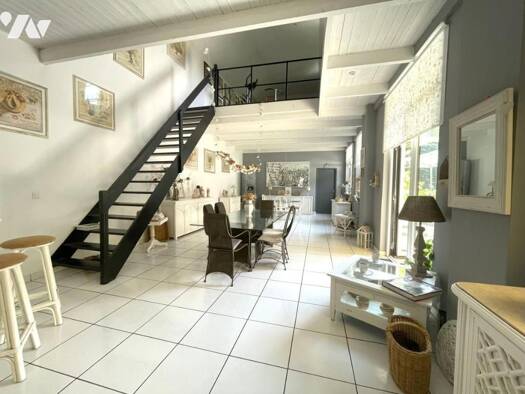 Maison à vendre 490 000 € 8 pièces 6 chambres 554 m² de terrain Lille 59160
