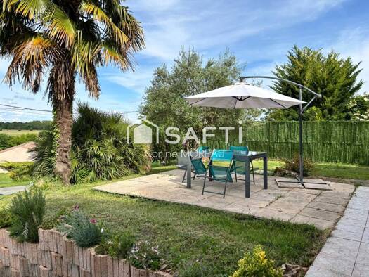 Maison à vendre 179 000 € 5 pièces 3 chambres 100 m² 739 m² de terrain Roullet-Saint-Estèphe 16440