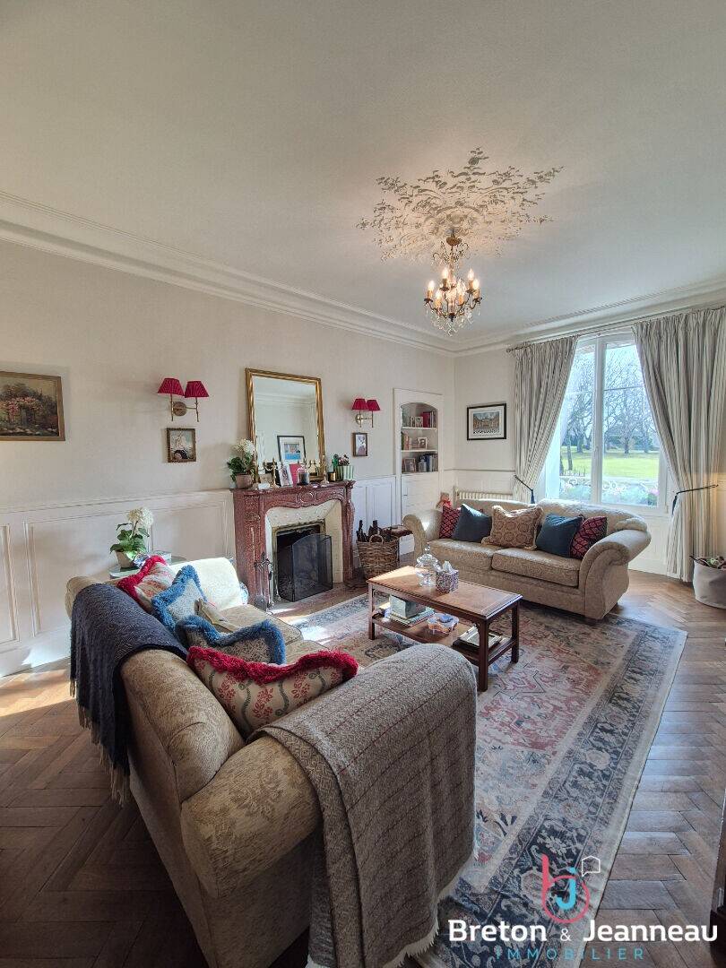Maison à vendre, 137m², LASSAY LES CHATEAUX